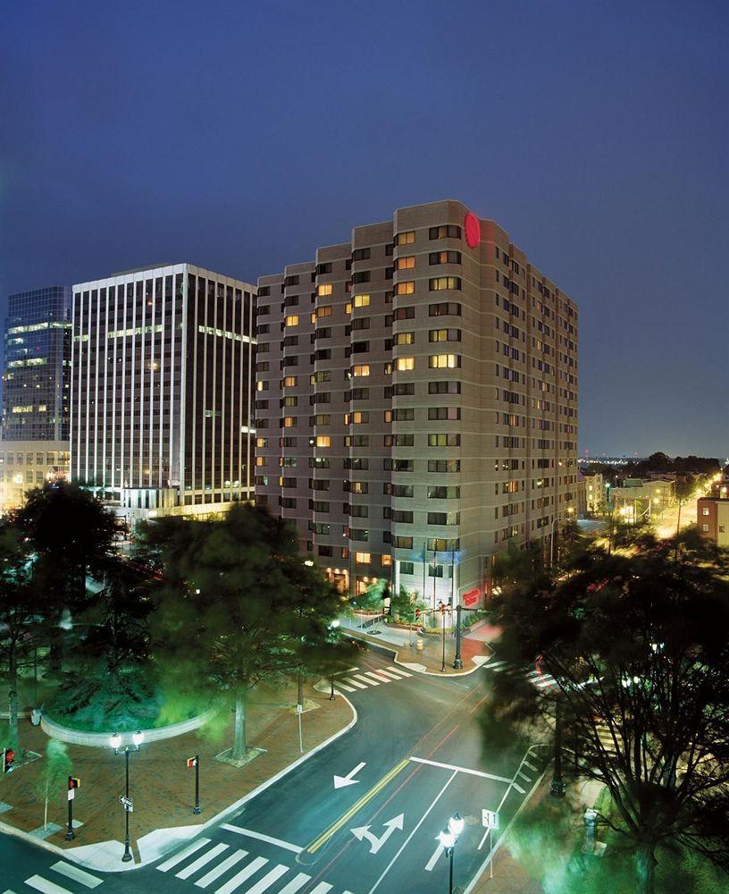 فندق ويلمينغتون، كارولاينا الشماليةفي  أجنحة شيراتون ويلمينجتون داون تاون المظهر الخارجي الصورة